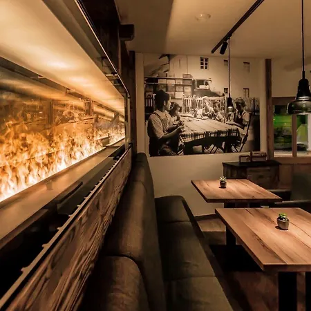 Waldruhe מלון קארטיץ'